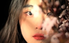 动漫美女被褥动态图